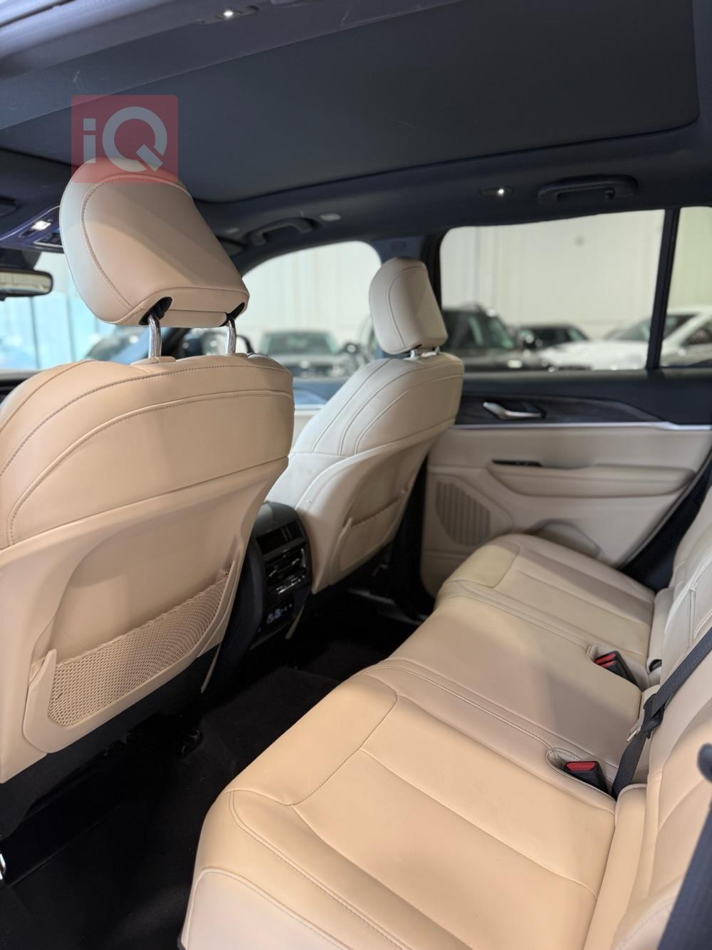 جيب جراند شيروكي